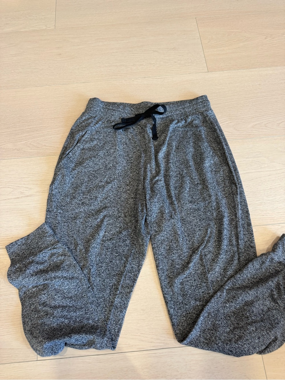 Zella Women’s Heather Charcoal Joggers with Drawstring | Small